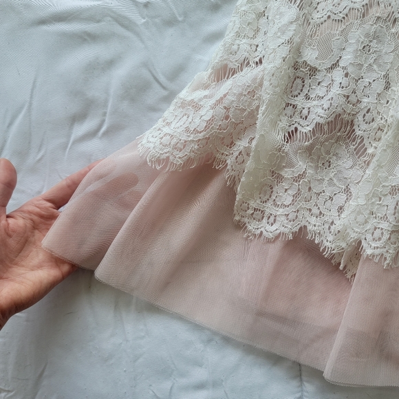 NWT Betsy & Adam Off-White Lace Halter Open-Back Dress 6 - Picture 8 of 9